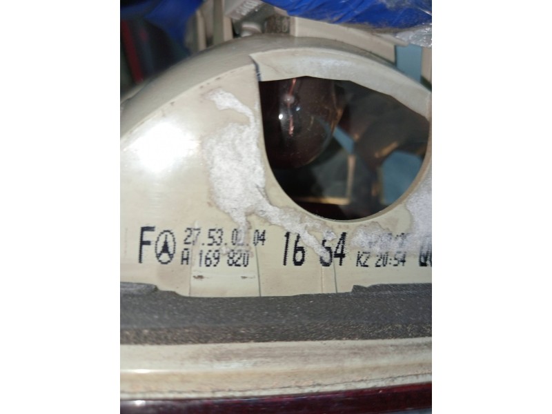 Recambio de piloto trasero derecho interior para mercedes clase b (w245) 180 cdi (245.207) referencia OEM IAM A1698201664  