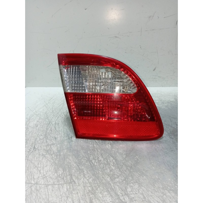 Recambio de piloto trasero izquierdo interior para mercedes clase e (w211) familiar 280 t cdi (211.223) referencia OEM IAM A2118