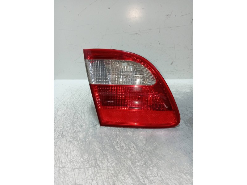 Recambio de piloto trasero izquierdo interior para mercedes clase e (w211) familiar 280 t cdi (211.223) referencia OEM IAM A2118 Recambio de piloto trasero izquierdo interior para mercedes clase e (w211) familiar 280 t cdi (211.223) referencia OEM IAM A2118