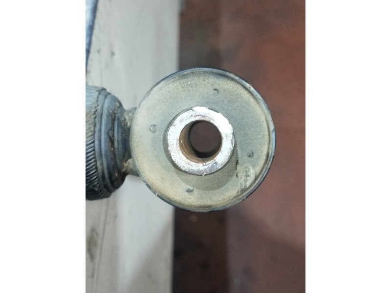 Recambio de amortiguador trasero para hyundai accent (mc) gl crdi referencia OEM IAM 553101E200  