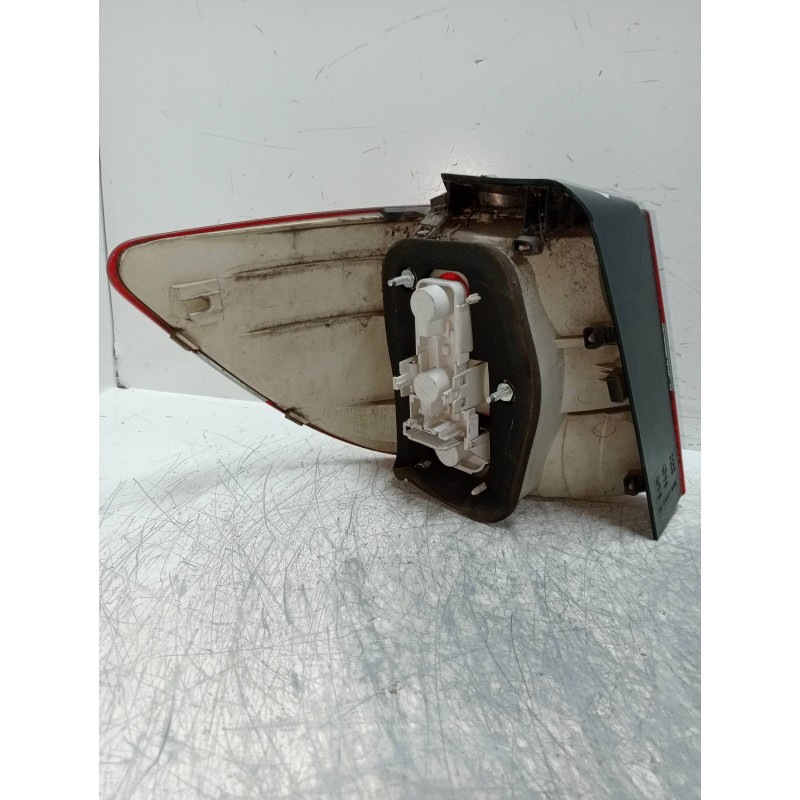 Recambio de piloto trasero izquierdo para mercedes clase b (w245) 1.5 cat referencia OEM IAM A1698202664  