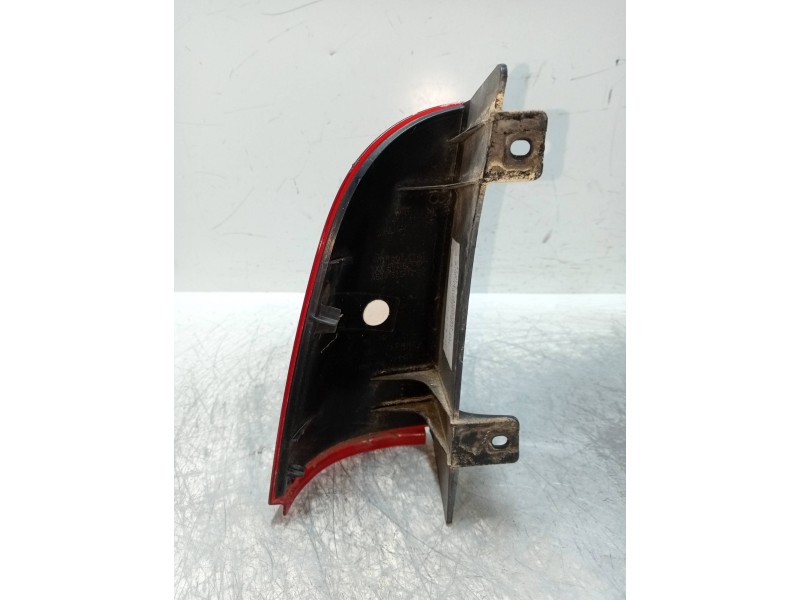 Recambio de piloto trasero izquierdo para mercedes vito caja cerrada 6.03  2.1 cdi referencia OEM IAM A6398201964  SUPERIOR