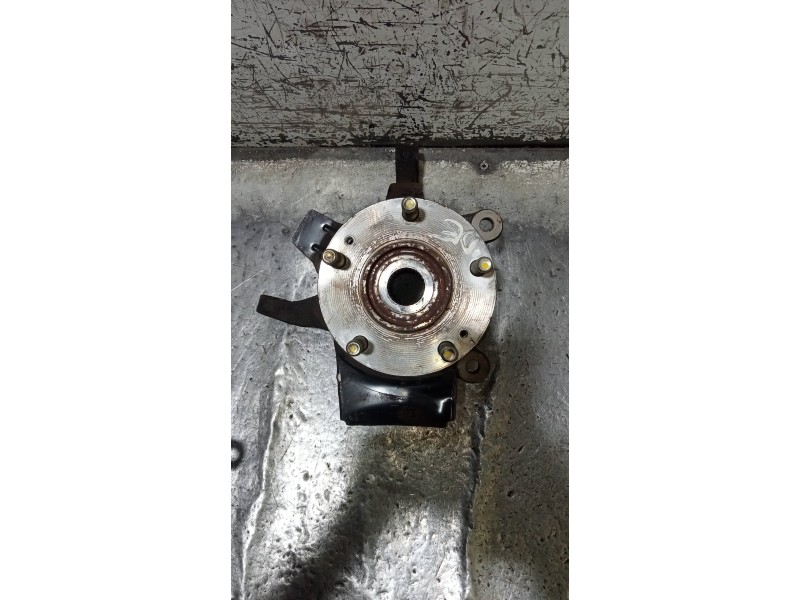 Recambio de mangueta delantera derecha para kia cee´d 1.6 gdi cat referencia OEM IAM   