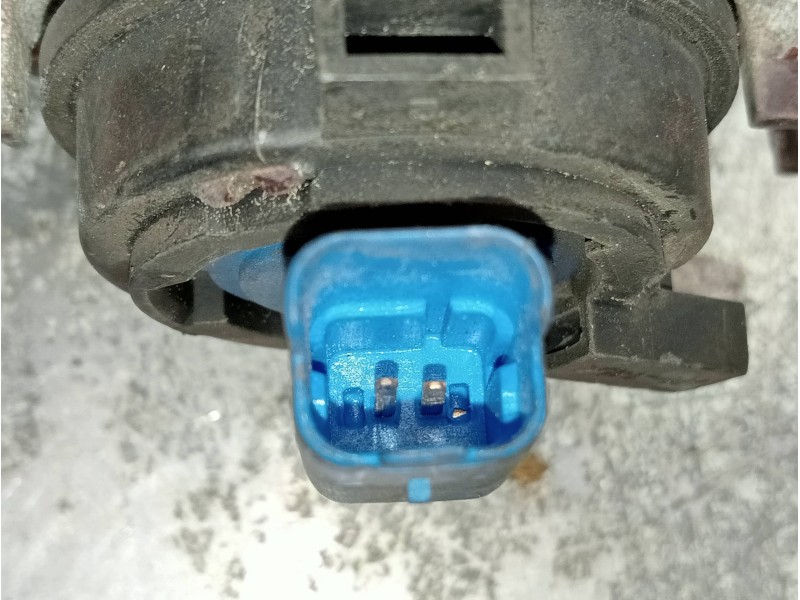 Recambio de faro antiniebla derecho para citroen xsara picasso 1.6 hdi 90 lx plus referencia OEM IAM 9638225680 377569 67721222