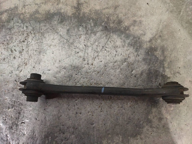 Recambio de brazo suspension superior trasero derecho para volkswagen golf vi (5k1) advance referencia OEM IAM   