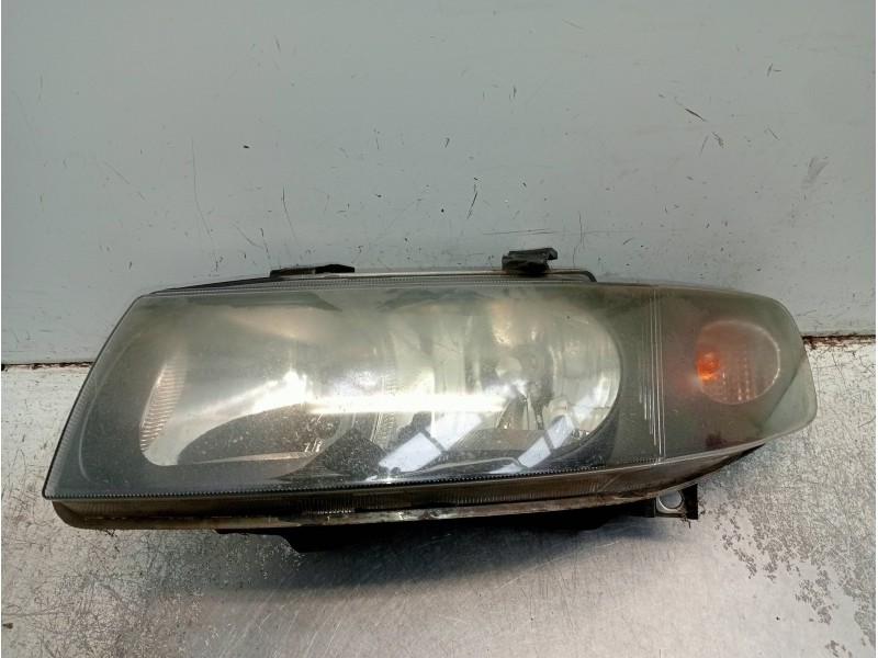 Recambio de faro izquierdo para seat toledo (1m2) signo referencia OEM IAM 67742691 1M1941001D 