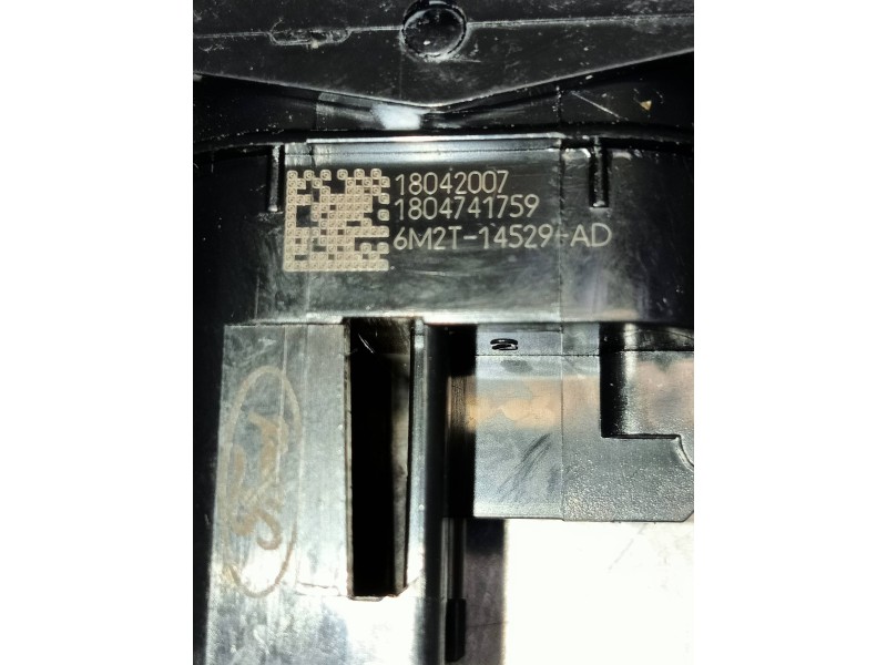 Recambio de mando elevalunas delantero derecho para ford mondeo ber. (ca2) ghia referencia OEM IAM 6M2T14529AD 18042007 5P