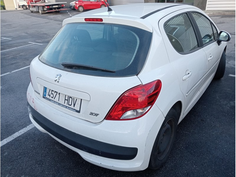 peugeot 207 del año 2011