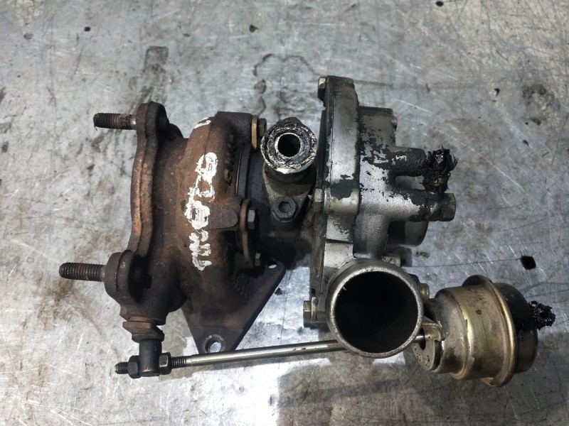 Recambio de turbocompresor para seat toledo (1m2) signo referencia OEM IAM K03015CC5016550 038145701D 