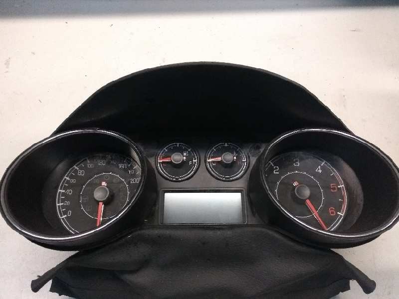 Recambio de cuadro instrumentos para fiat bravo (198) 1.9 8v jtd cat referencia OEM IAM 51761172 1 90271 503001980000