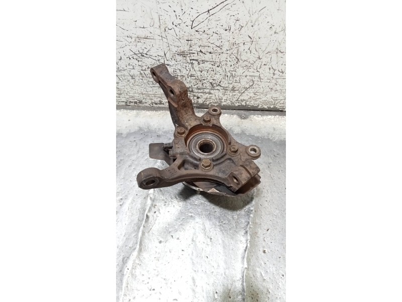 Recambio de mangueta delantera izquierda para kia cee´d 1.6 gdi cat referencia OEM IAM   