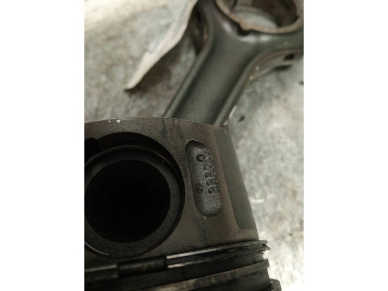 Recambio de piston para mercedes vito (w638) caja cerrada 110 cdi  (638.094) referencia OEM IAM 8857  