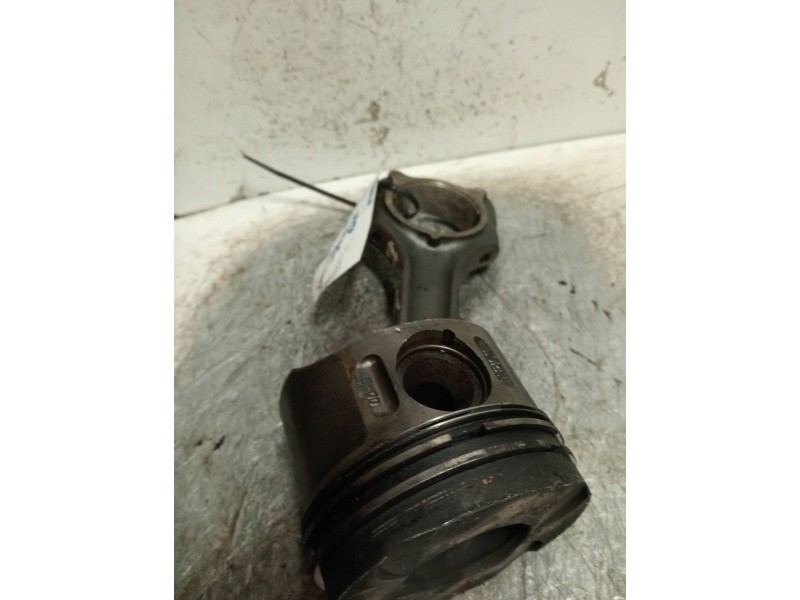 Recambio de piston para mercedes vito (w638) caja cerrada 110 cdi  (638.094) referencia OEM IAM 8857  