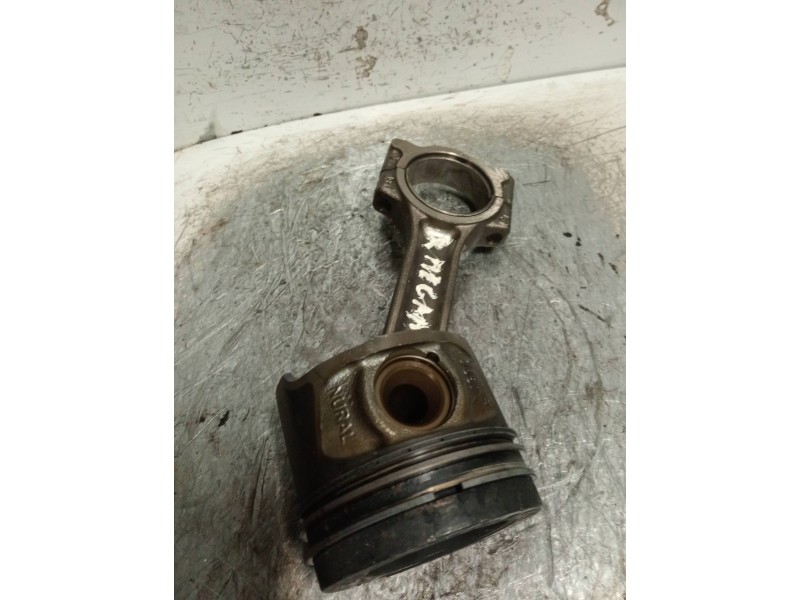 Recambio de piston para renault megane ii classic berlina expression referencia OEM IAM 7657  