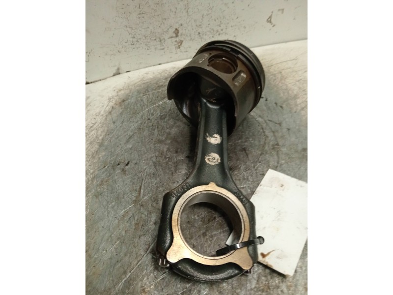 Recambio de piston para mercedes sprinterii caja abierta (desde 01.06) 309/311/313/315  cdi (906.131/132/133/134/135/136) refere