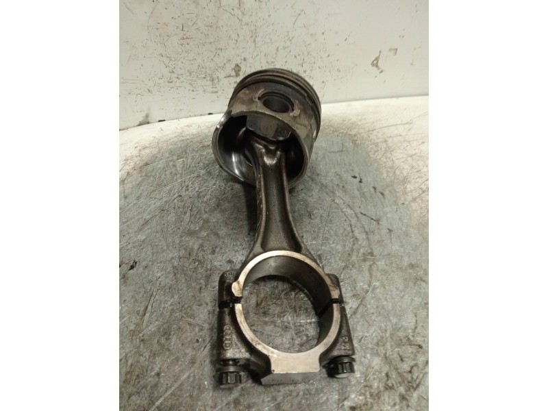 Recambio de piston para seat altea (5p1) sport referencia OEM IAM 0380  