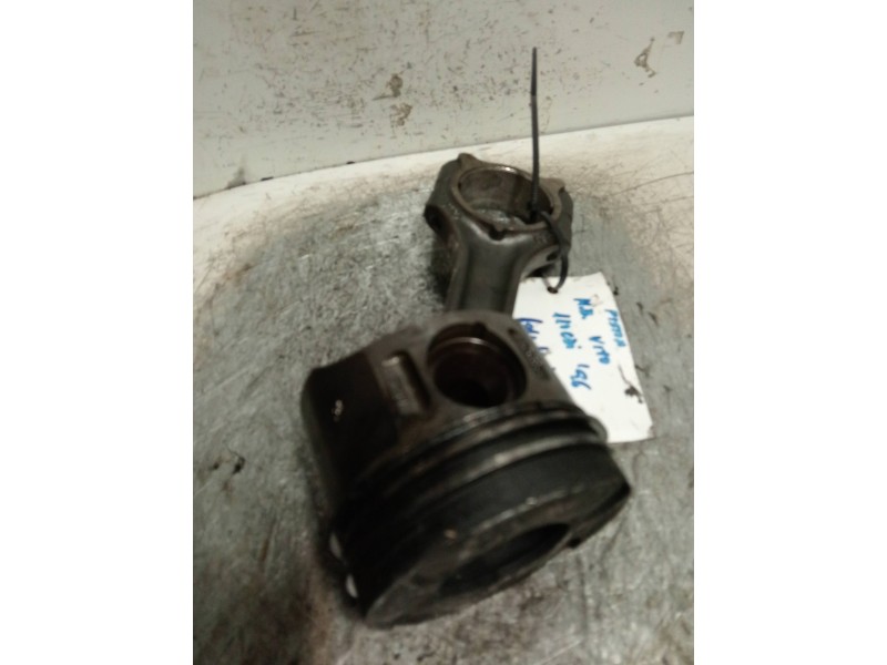 Recambio de piston para mercedes vito (w638) caja cerrada 110 cdi  (638.094) referencia OEM IAM 611  