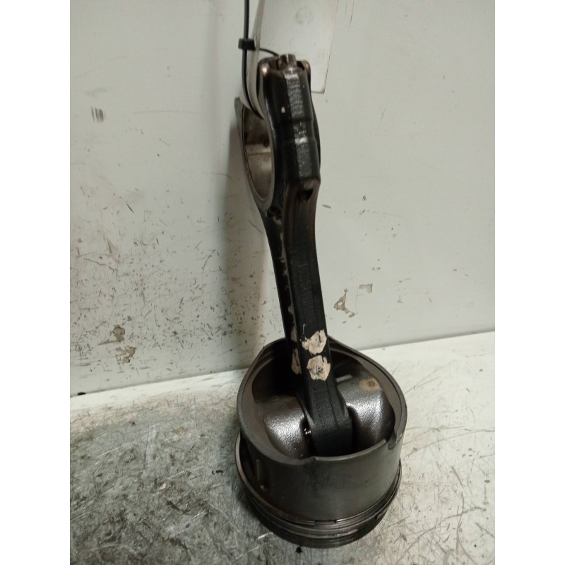 Recambio de piston para mercedes sprinterii caja cerrada (desde 01.06) 311/315 cdi 4x4 (906.631/633/635/637) referencia OEM IAM 