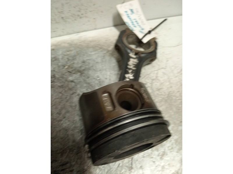 Recambio de piston para mercedes sprinterii caja cerrada (desde 01.06) 311/315 cdi 4x4 (906.631/633/635/637) referencia OEM IAM 
