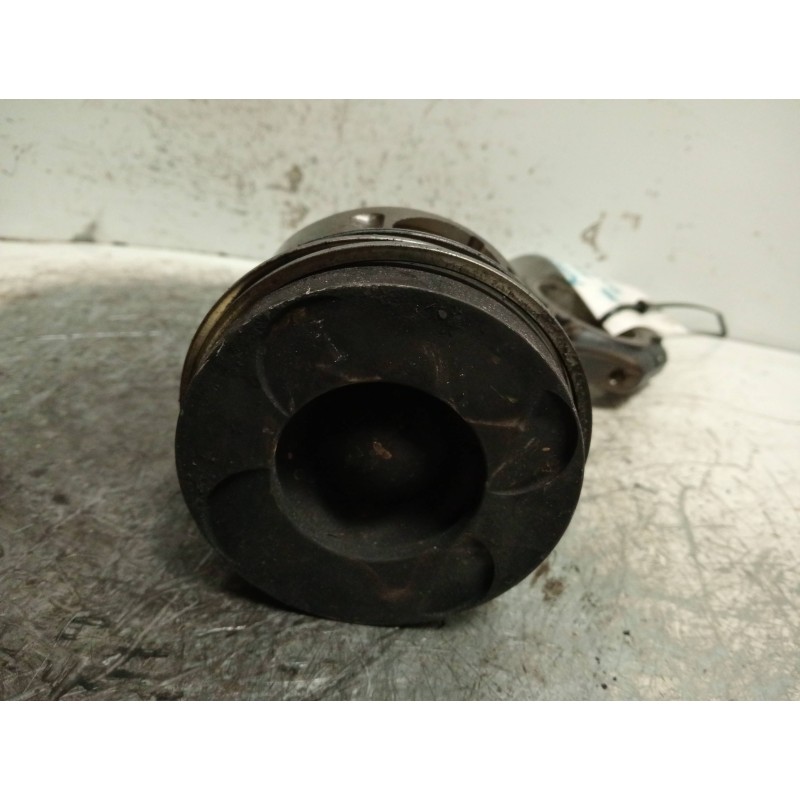 Recambio de piston para mercedes sprinterii caja cerrada (desde 01.06) 311/315 cdi 4x4 (906.631/633/635/637) referencia OEM IAM 