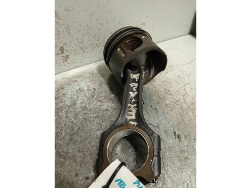 Recambio de piston para mercedes sprinterii caja cerrada (desde 01.06) 311/315 cdi 4x4 (906.631/633/635/637) referencia OEM IAM 