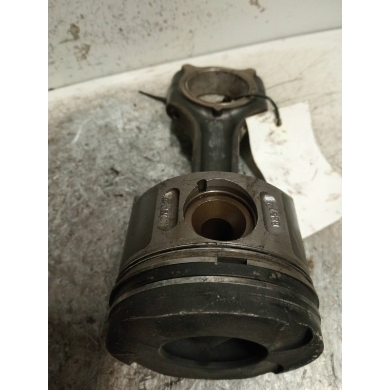 Recambio de piston para mercedes clase e (w210) berlina diesel 220 cdi (210.006) referencia OEM IAM 611   Recambio de piston para mercedes clase e (w210) berlina diesel 220 cdi (210.006) referencia OEM IAM 611