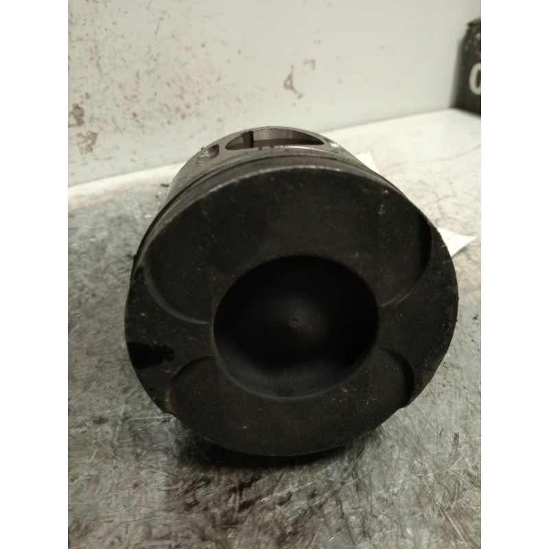 Recambio de piston para mercedes clase e (w210) berlina diesel 220 cdi (210.006) referencia OEM IAM 611   Recambio de piston para mercedes clase e (w210) berlina diesel 220 cdi (210.006) referencia OEM IAM 611