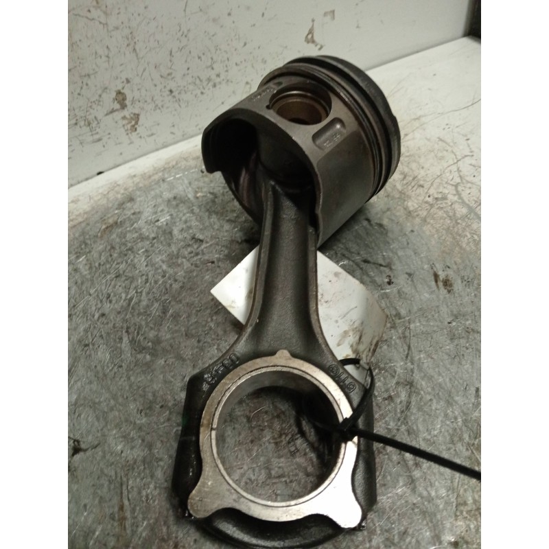 Recambio de piston para mercedes clase e (w210) berlina diesel 220 cdi (210.006) referencia OEM IAM 611   Recambio de piston para mercedes clase e (w210) berlina diesel 220 cdi (210.006) referencia OEM IAM 611