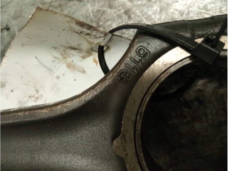 Recambio de piston para mercedes clase e (w210) berlina diesel 220 cdi (210.006) referencia OEM IAM 611   Recambio de piston para mercedes clase e (w210) berlina diesel 220 cdi (210.006) referencia OEM IAM 611