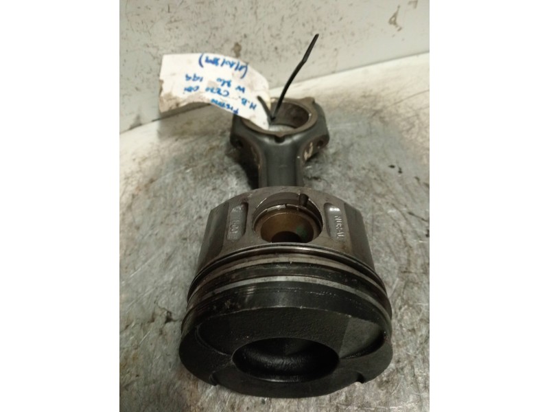 Recambio de piston para mercedes clase e (w210) berlina diesel 220 cdi (210.006) referencia OEM IAM 611  