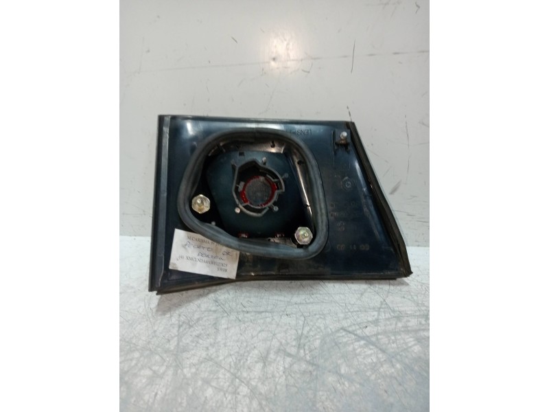 Recambio de piloto trasero derecho interior para mitsubishi carisma berlina 4 (da0) 1.9 turbodiesel referencia OEM IAM   