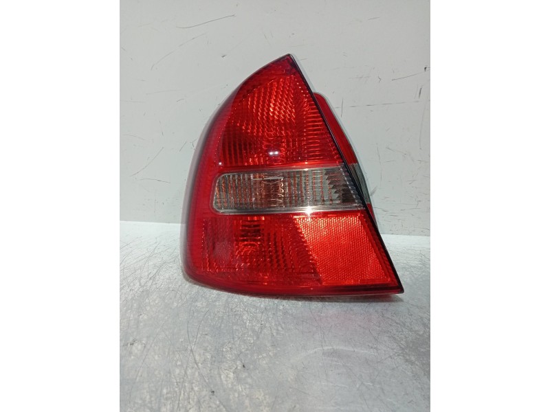 Recambio de piloto trasero izquierdo para mitsubishi carisma berlina 5 (da0) 1900 di-d avance referencia OEM IAM   