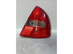 Recambio de piloto trasero derecho para mitsubishi carisma berlina 5 (da0) 1.6 cat referencia OEM IAM   