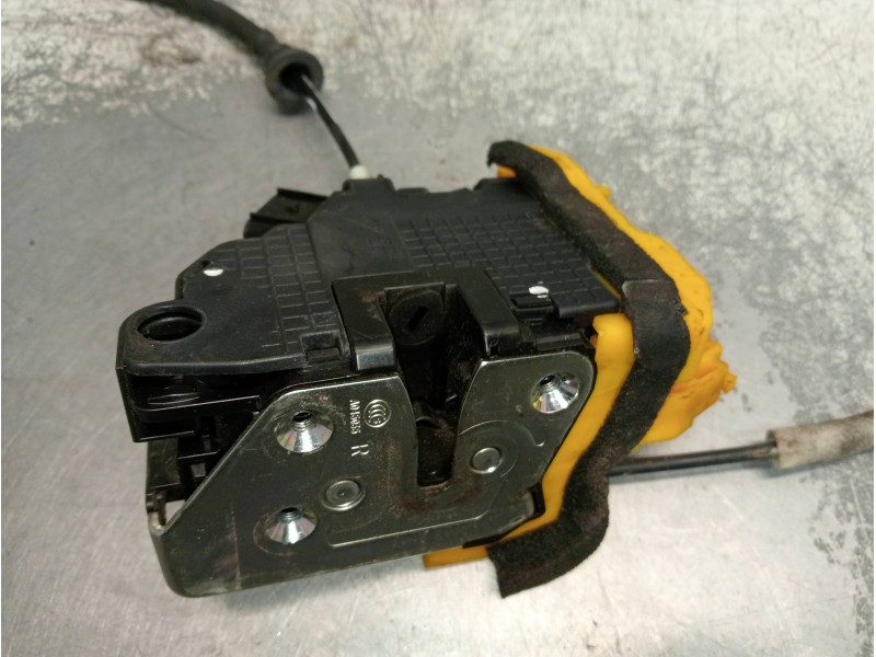 Recambio de motor cierre centralizado delantero derecho para kia cee´d concept referencia OEM IAM 81320A2110  5P