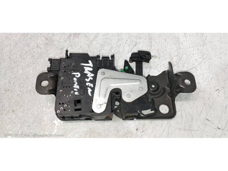 Recambio de motor cierre centralizado porton para bmw serie x1 (f48) sdrive18d referencia OEM IAM UK738328210 C36163103 