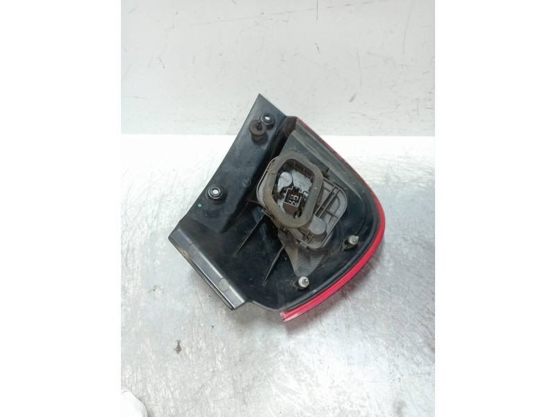 Recambio de piloto trasero derecho para mitsubishi colt berlina 3 (cz) 1.5 di-d cat referencia OEM IAM   