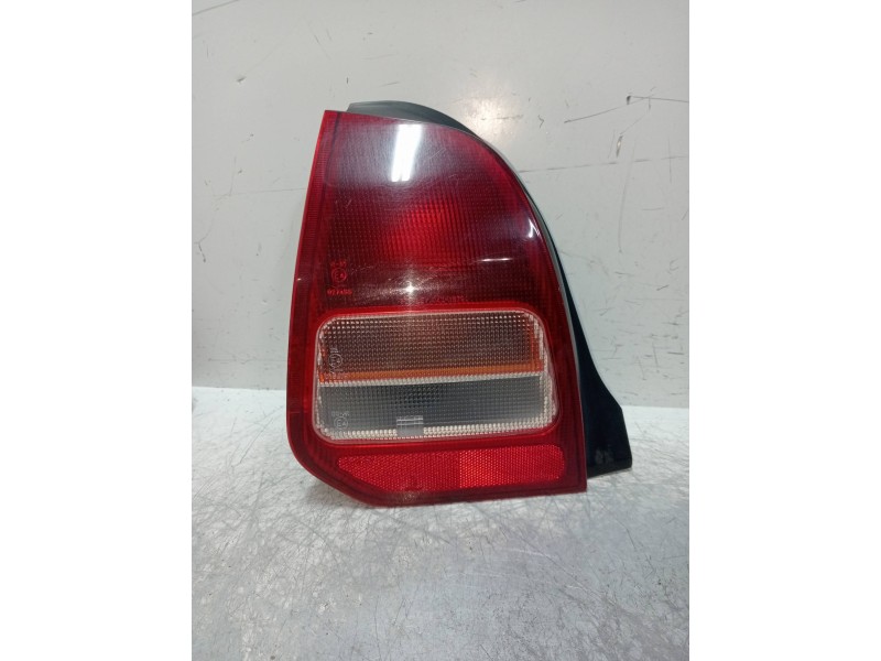 Recambio de piloto trasero izquierdo para mitsubishi colt (ca0) 1300 gli referencia OEM IAM   