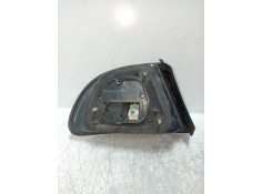 Recambio de piloto trasero derecho interior para mitsubishi galant berlina (e50) 2000 gls td-kat berlina (4-ptas.) referencia OE 2