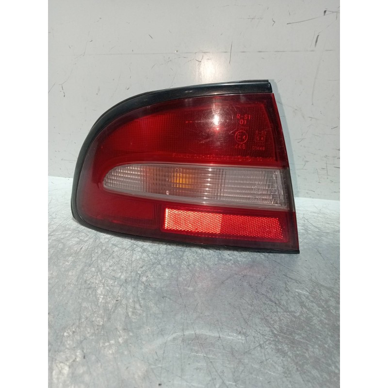 Recambio de piloto trasero izquierdo para mitsubishi galant berlina (e50) 2000 gls td-kat berlina (4-ptas.) referencia OEM IAM  