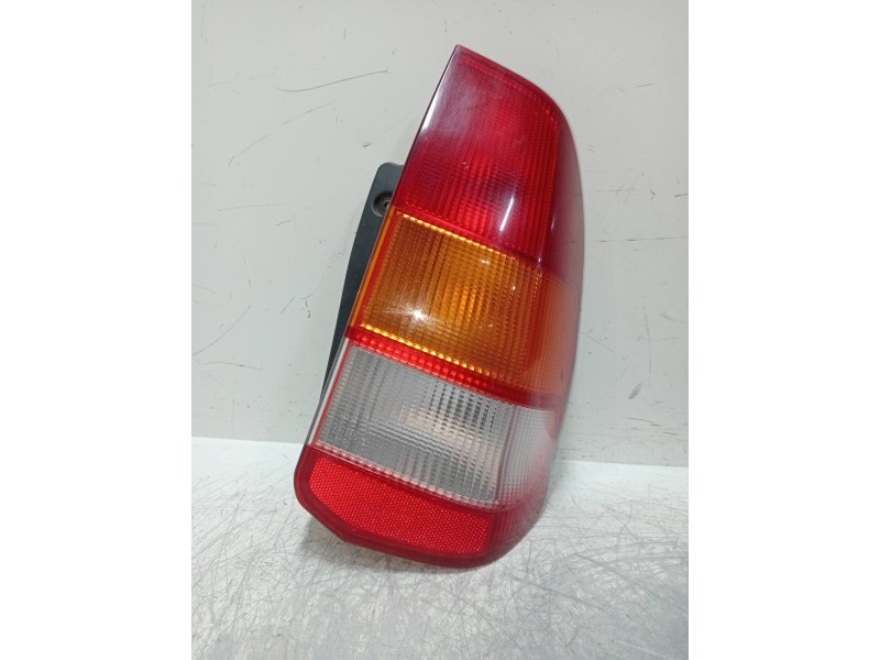 Recambio de piloto trasero derecho para mitsubishi space star (dg0) referencia OEM IAM    Recambio de piloto trasero derecho para mitsubishi space star (dg0) referencia OEM IAM