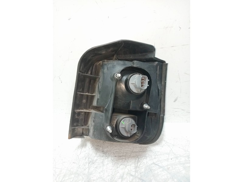 Recambio de piloto trasero izquierdo para mitsubishi space runner (n10/n20) gli referencia OEM IAM   