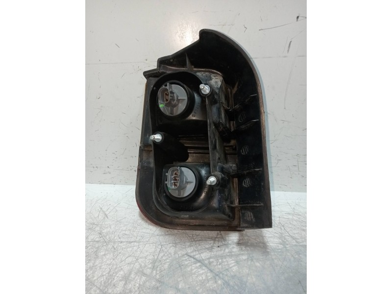 Recambio de piloto trasero derecho para mitsubishi space wagon (n30/n40) 2000 glxi referencia OEM IAM   