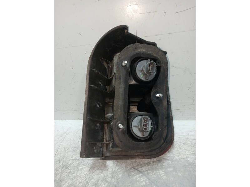 Recambio de piloto trasero izquierdo para mitsubishi space wagon (n30/n40) 2000 glxi referencia OEM IAM   