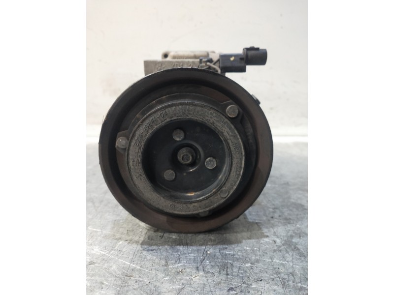 Recambio de compresor aire acondicionado para hyundai accent (mc) gl crdi referencia OEM IAM F500CB5DA07  