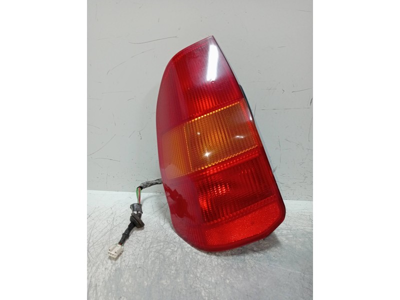 Recambio de piloto trasero izquierdo para mitsubishi space star (dg0) 1.3 cat referencia OEM IAM   