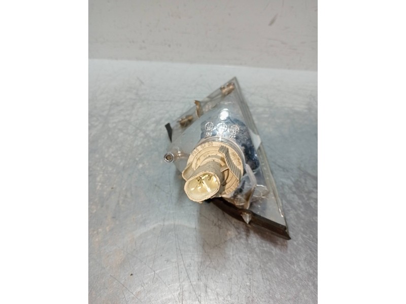 Recambio de piloto delantero izquierdo para mitsubishi carisma berlina 4 (da0) 1.9 turbodiesel referencia OEM IAM   