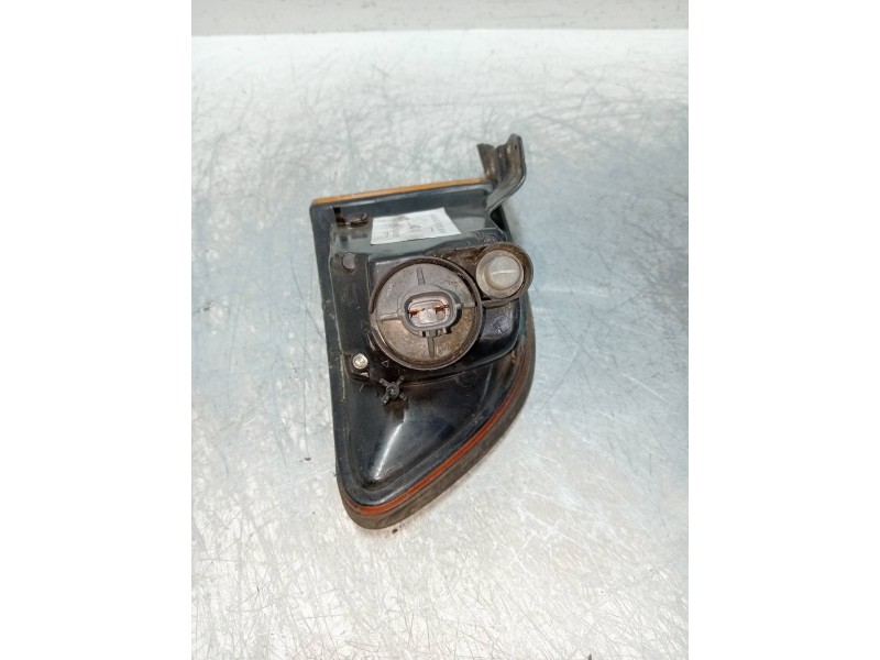 Recambio de piloto delantero derecho para mitsubishi galant berlina (ea0) 2000 gls climatizado referencia OEM IAM   