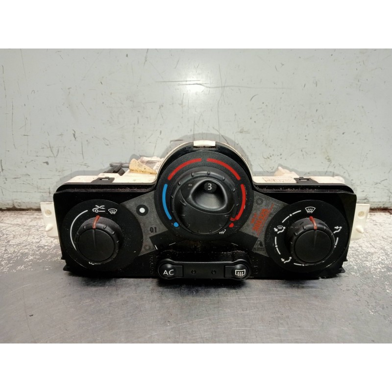 Recambio de mando calefaccion / aire acondicionado para renault megane ii berlina 5p confort expression referencia OEM IAM F6664