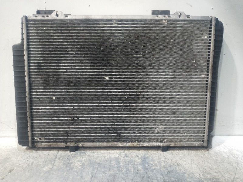 Recambio de radiador agua para mercedes clase c (w202) berlina referencia OEM IAM   