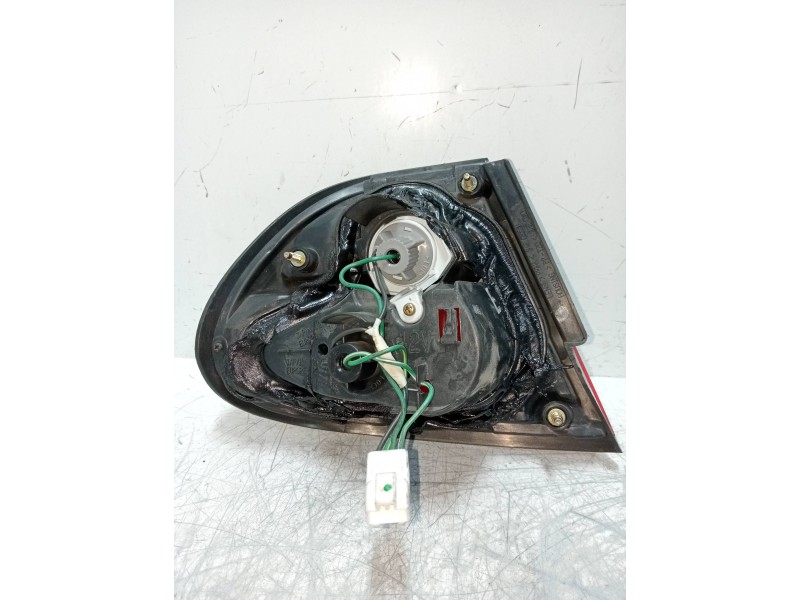 Recambio de piloto trasero derecho para nissan almera (n15) gx referencia OEM IAM   